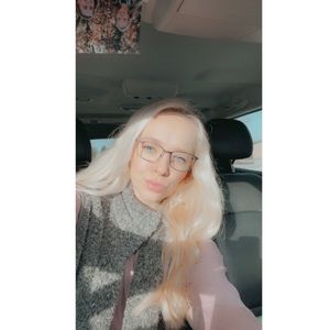 Meet your Posher, Jackie